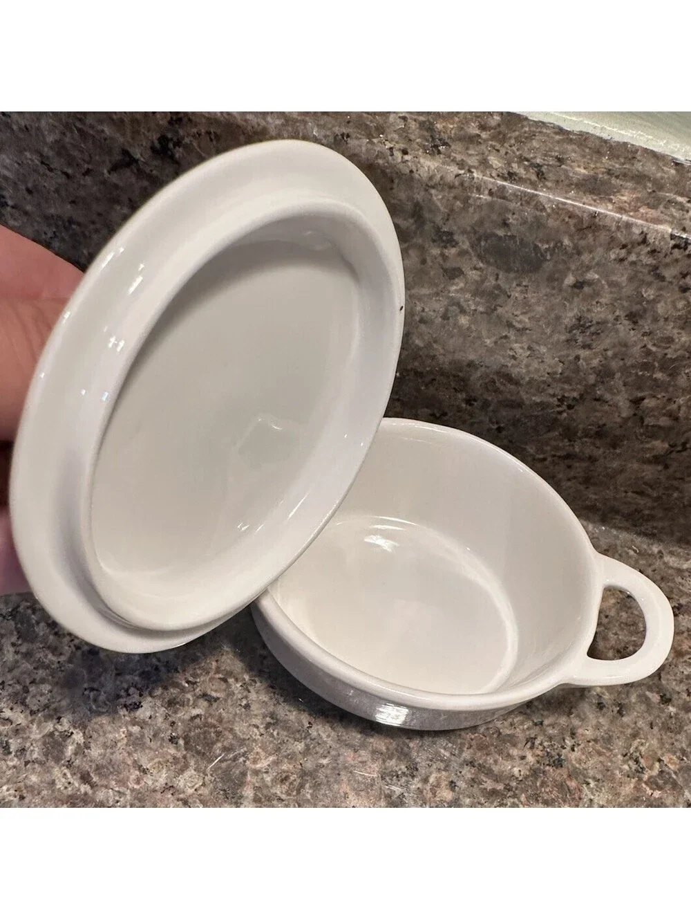 10 Strawberry Street White Mini Casserole Dish Lid Handles Ramekin Cocotte